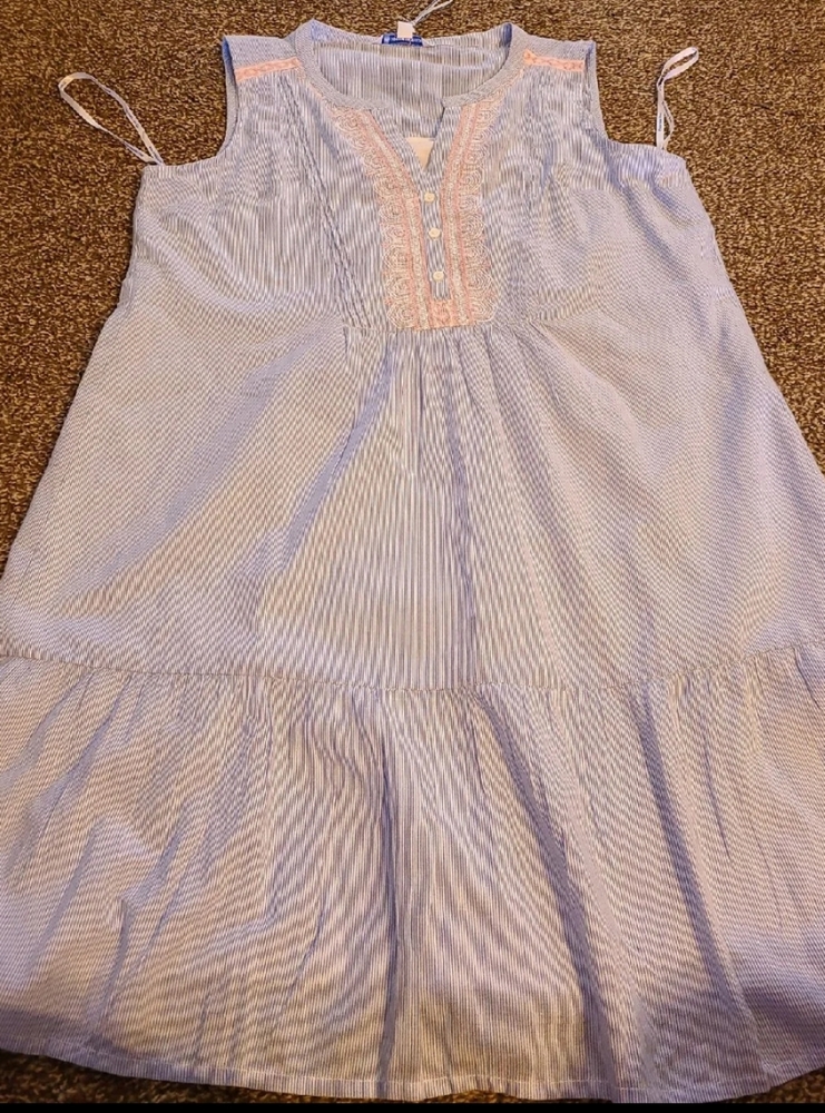 New! Southern Tide Michelle embroidery dress - Picture 6 of 10